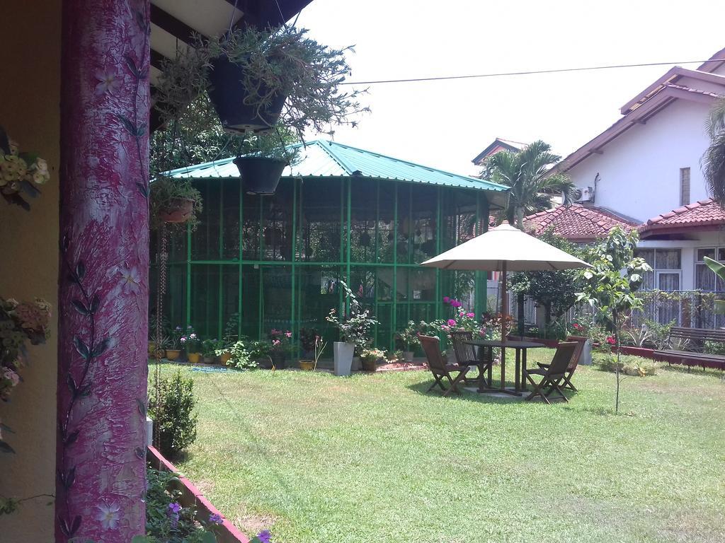 Ared Villa Katunayake Exterior photo